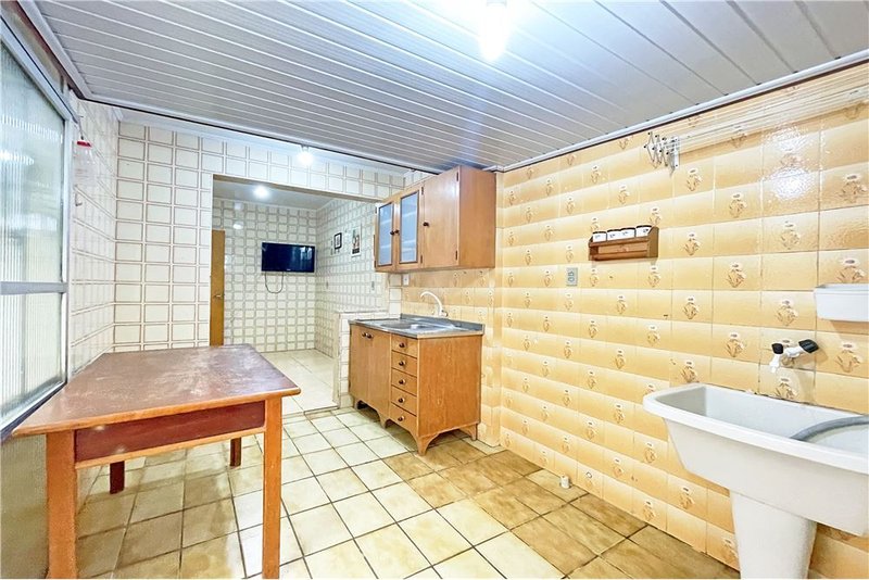 Apartamento de 2 dormitório á 750m do Bourbon Shopping Wallig Adão Baino Porto Alegre - 