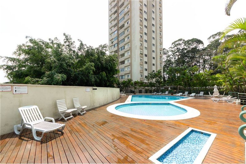 Apartamento no Super Quadra Morumbi 2 dormitórios 70m² Av Marechal Juarez Távora São Paulo - 