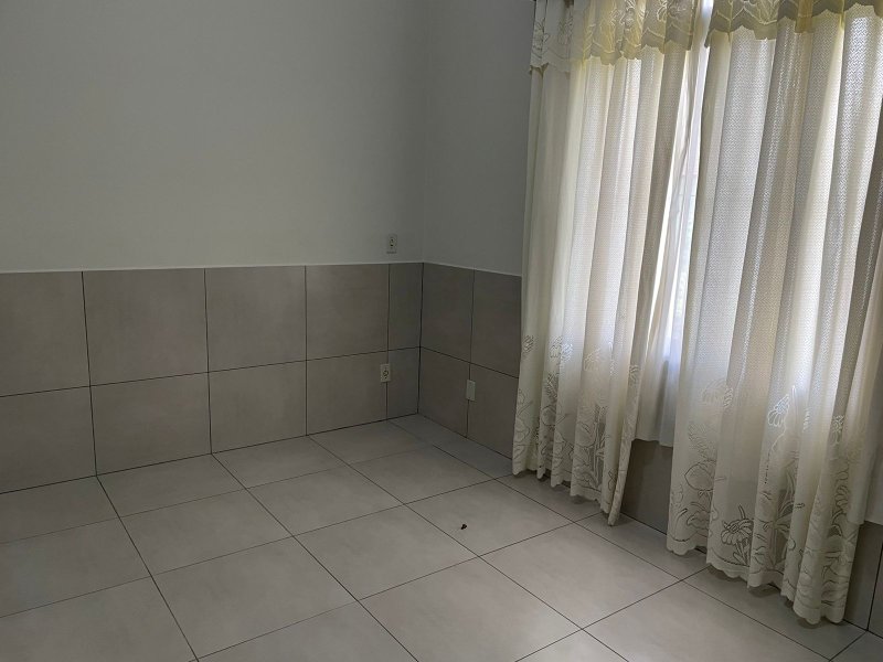 Apartamento no Térreo - Timbó - 