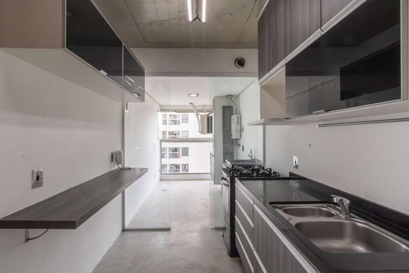 Apartamento no Alto da Lapa com 70m² Mofarrej São Paulo - 