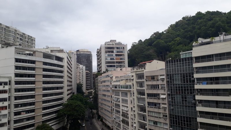 Ponto nobre do bairro de Copacabana junto a Lagoa, Ipanema , a poucos passos do Metrô  Rio de Janeiro - 
