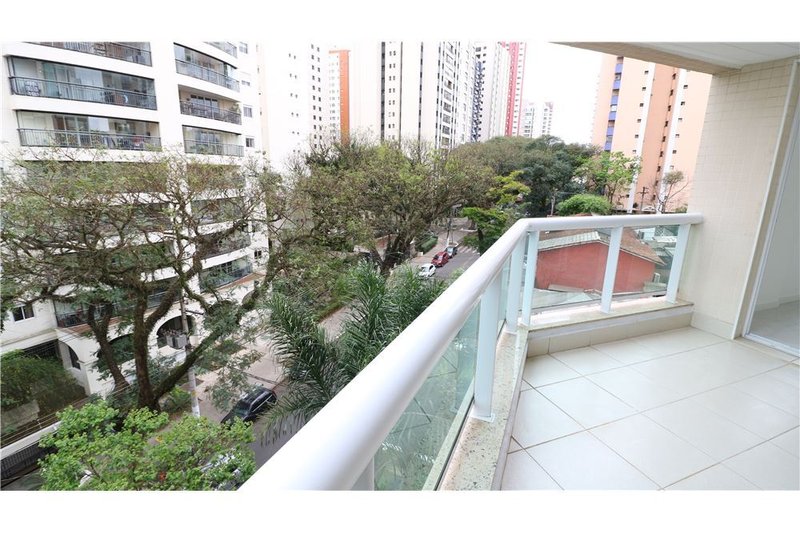 Apartamento com 3 suítes 144m² RUA DAMASCENO VIEIRA São Paulo - 