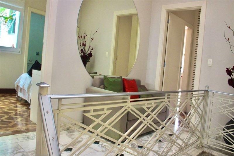 Casa em Condomínio AZC 52 Casa 601181053-4 3 suítes 285m² Zeferino da Costa São Paulo - 