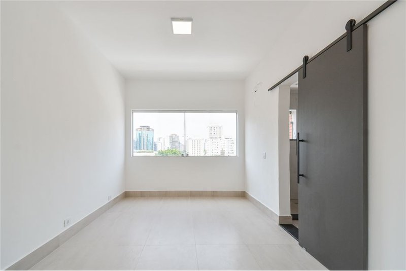 Apartamento a venda no Itaim BiBi João Cachoeira São Paulo - 