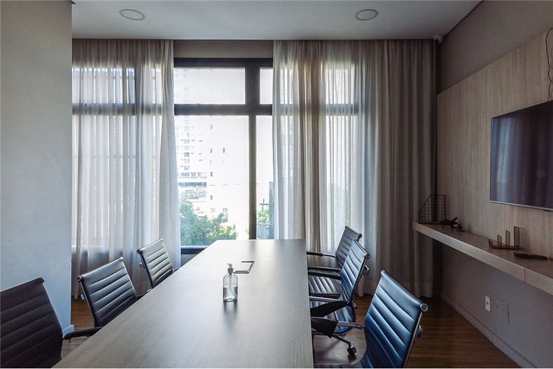 Apartamento no Brás com 57m² Martim Buchard São Paulo - 
