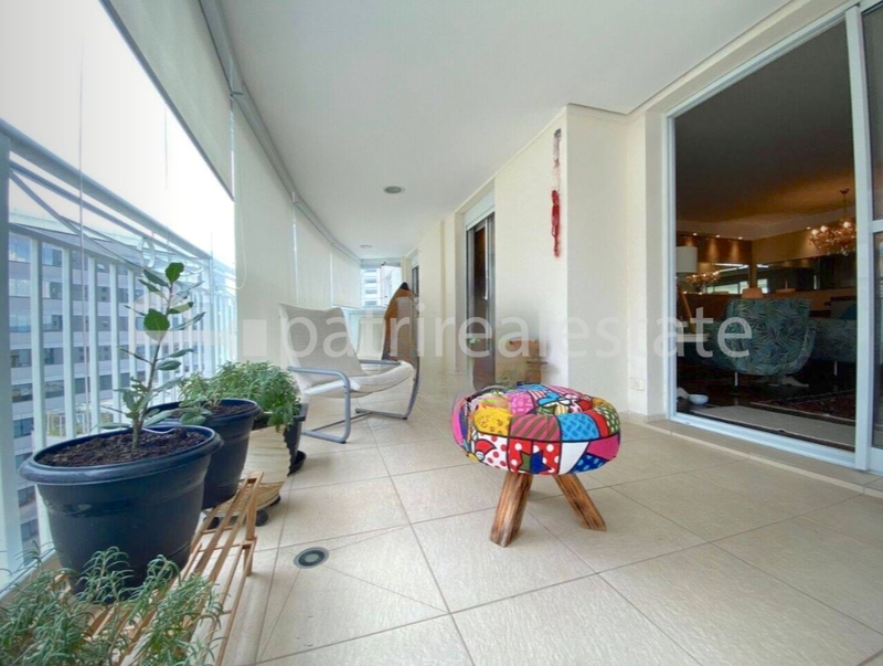 Apartamento 140 m² com 4 Quartos 3 banheiros 2 vagas Semi-mobiliado Consolação/Jardins SP Rua Matias Aires São Paulo - 