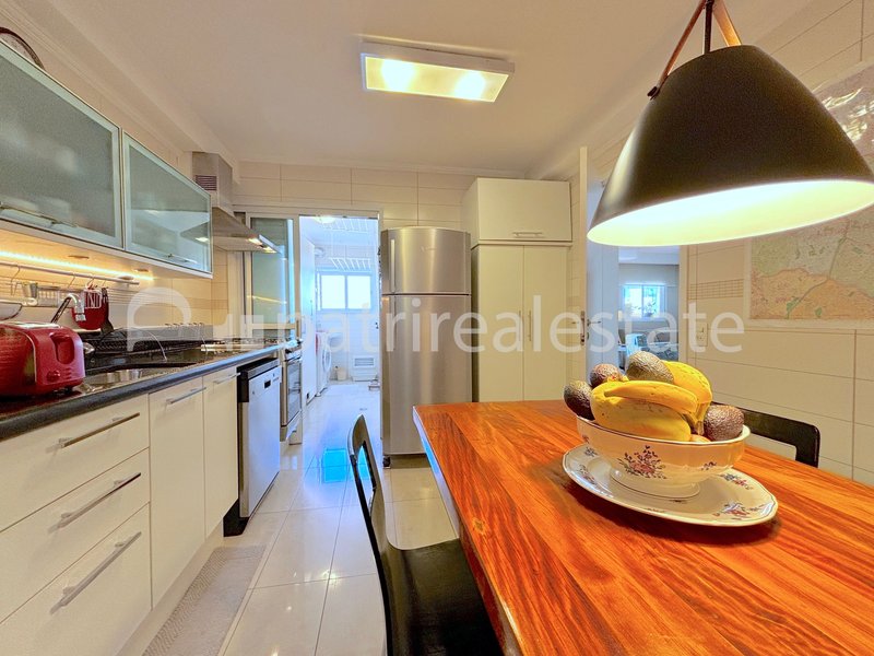 Apartamento 140 m² com 4 Quartos 3 banheiros 2 vagas Semi-mobiliado Consolação/Jardins SP Rua Matias Aires São Paulo - 