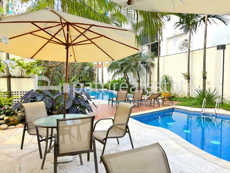 Apartamento 140 m² com 4 Quartos 3 banheiros 2 vagas Semi-mobiliado Consolação/Jardins SP Rua Matias Aires São Paulo - 
