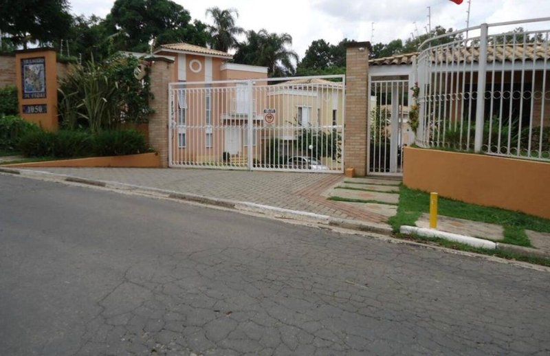 Sobrado com 3 dormitórios, suíte e banheiro 173m² venda por R$ 740.000,00 na Granja Viana Estrada Municipal Walter Steurer Cotia - 