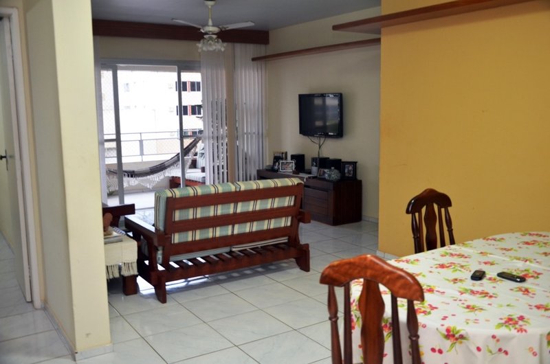 Apartamento à venda com 3 quartos sendo 2 suite, 152m² por R$ 325.000,00 Avenida Bernardo Vieira de Melo Jaboatão dos Guararapes - 