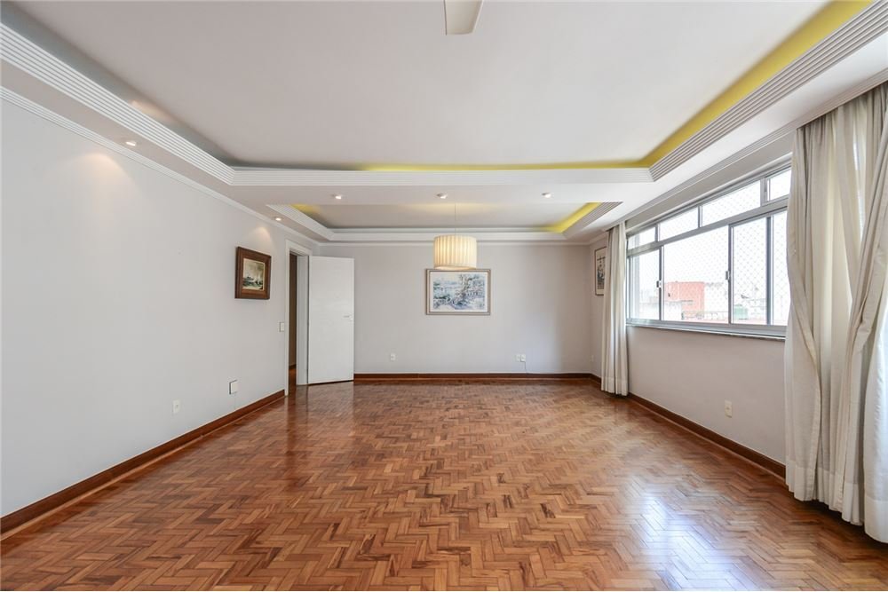 Apartamento à venda com 3 quartos, 158m² - Foto 34