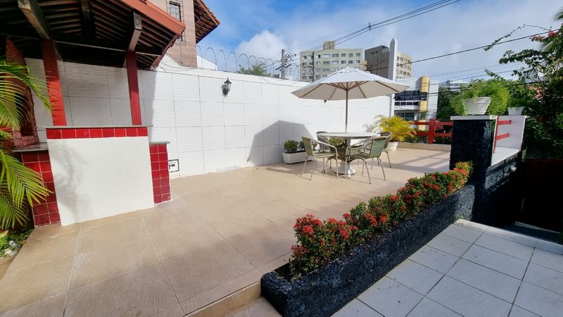 Casa à venda, cinco quartos, com piscina, Itaigara, Salvador/BA Rua Florentino Silva Salvador - 