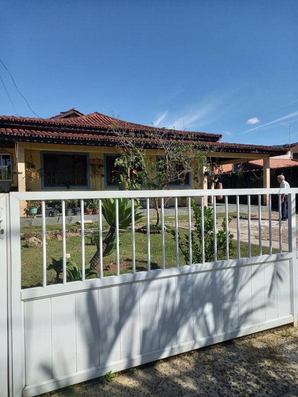 Bertioga - Condomínio Morada da Praia - ótima casa térrea!! Rua Embaré Bertioga - 