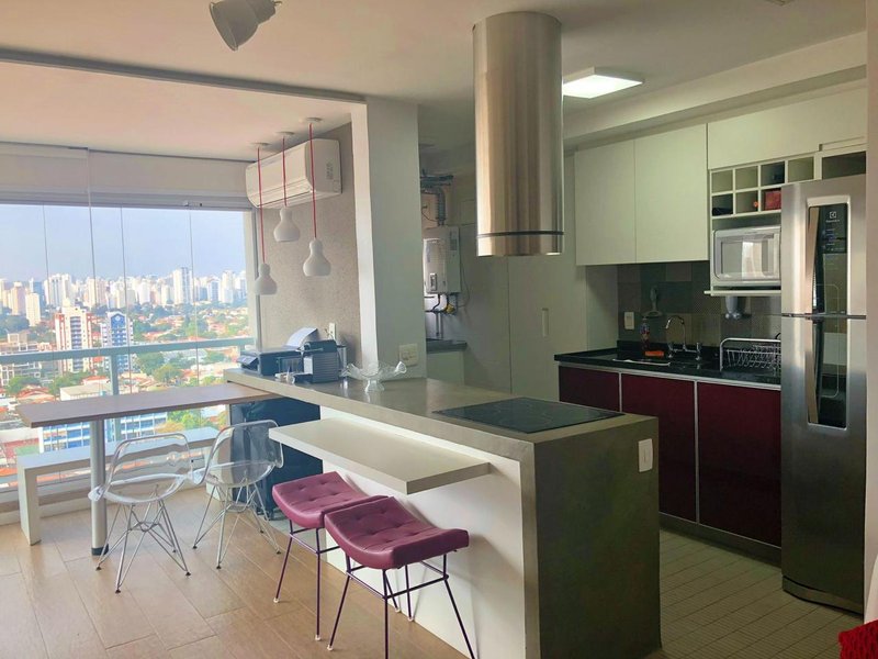 CODE BERRINI -APARTAMENTO PARA VENDA 1 DORM PRÓXIMO A PONTE ESTAIDA MOBILIADO COMPLETO Rua Castilho São Paulo - 