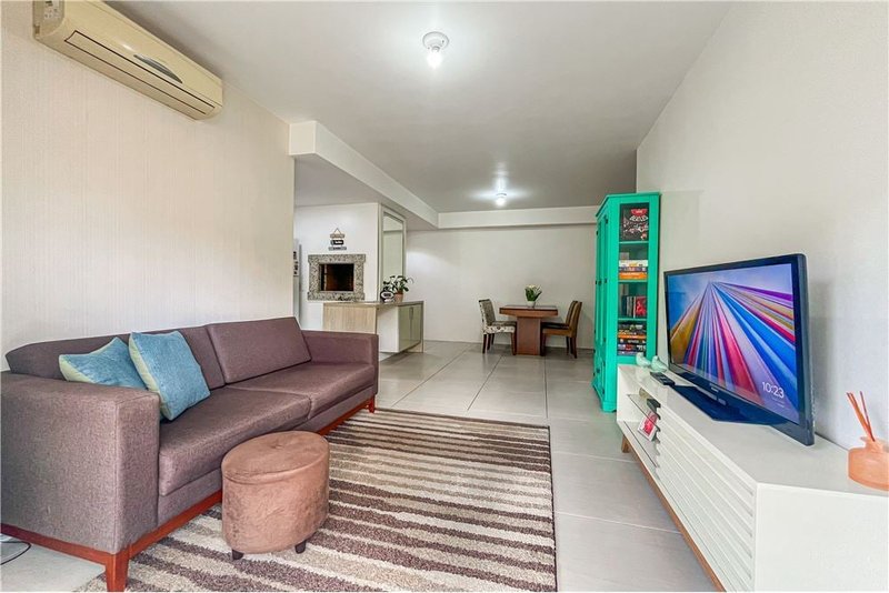 Apartamento á 4 min do Lindóia Tênis Clube Mauro Guedes de Oliveira Porto Alegre - 