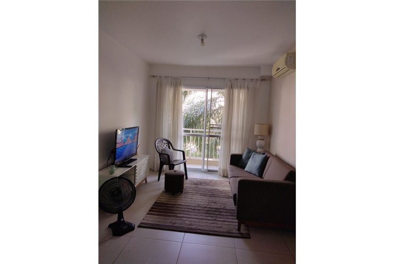 Apartamento á 4 min do Lindóia Tênis Clube Mauro Guedes de Oliveira Porto Alegre - 