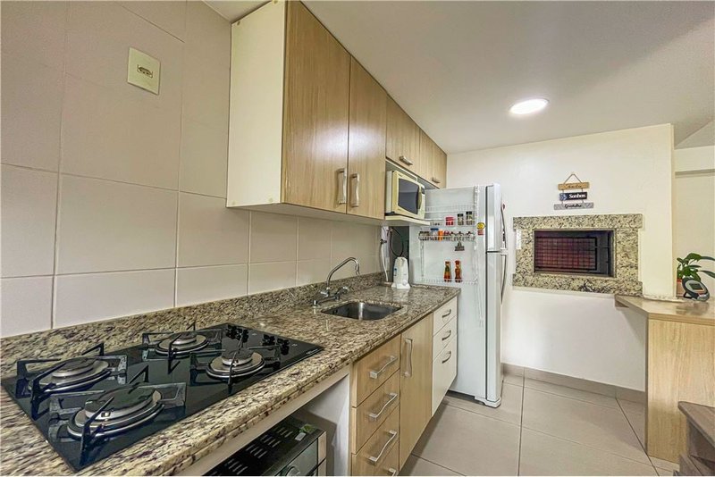 Apartamento á 4 min do Lindóia Tênis Clube Mauro Guedes de Oliveira Porto Alegre - 