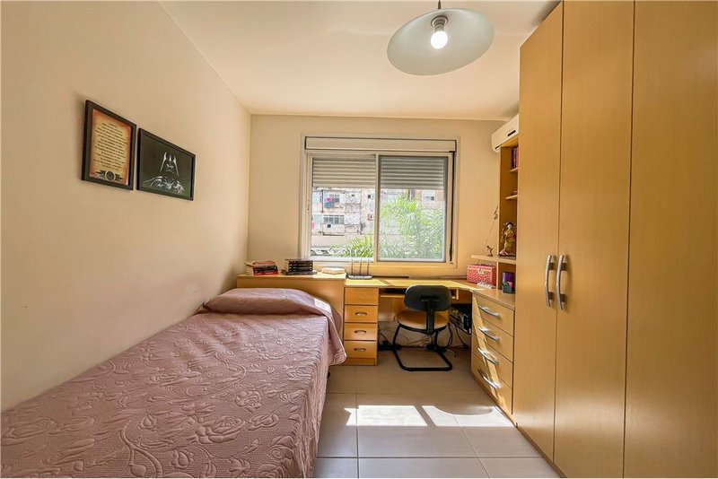 Apartamento á 4 min do Lindóia Tênis Clube Mauro Guedes de Oliveira Porto Alegre - 
