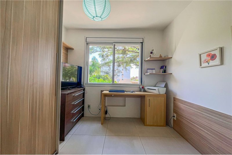 Apartamento á 4 min do Lindóia Tênis Clube Mauro Guedes de Oliveira Porto Alegre - 