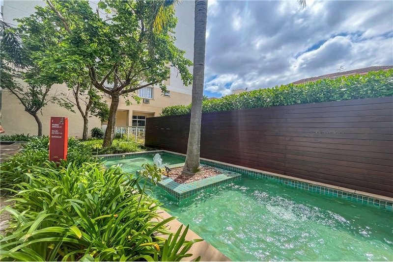 Apartamento á 4 min do Lindóia Tênis Clube Mauro Guedes de Oliveira Porto Alegre - 