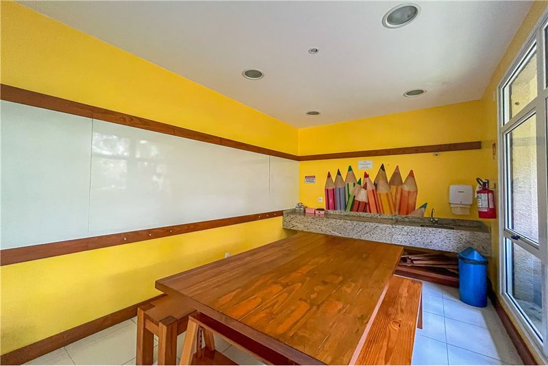 Apartamento á 4 min do Lindóia Tênis Clube Mauro Guedes de Oliveira Porto Alegre - 