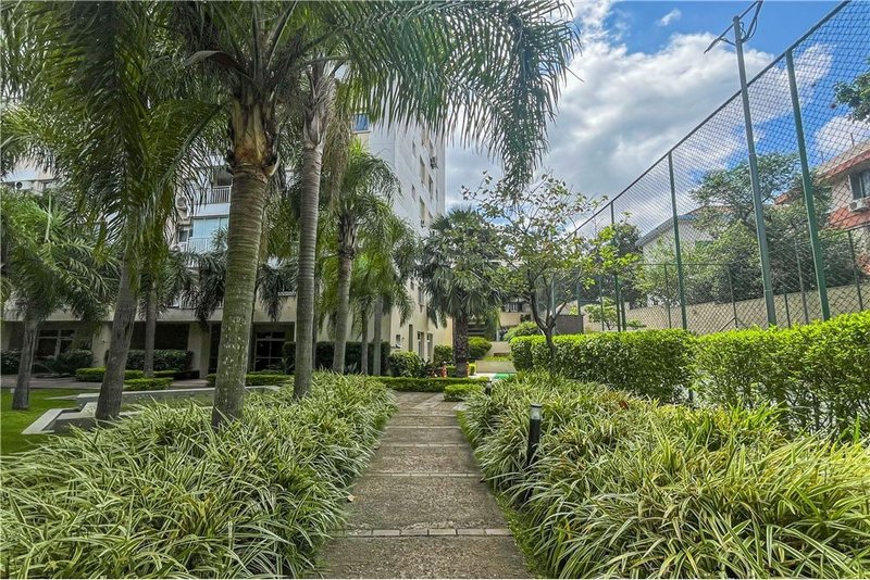 Apartamento á 4 min do Lindóia Tênis Clube Mauro Guedes de Oliveira Porto Alegre - 