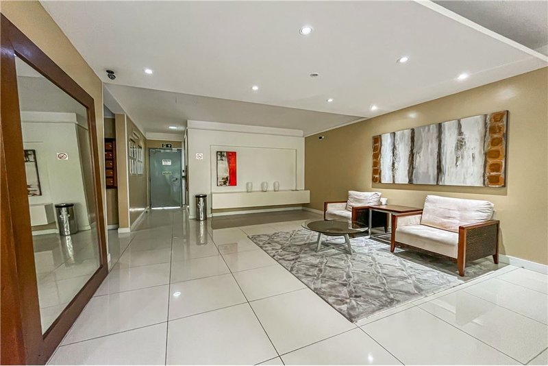 Apartamento á 4 min do Lindóia Tênis Clube Mauro Guedes de Oliveira Porto Alegre - 