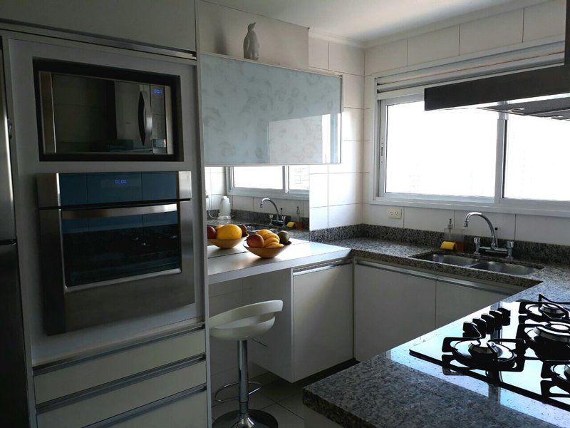 Apartamento com varanda gourmet, 3 suítes, 4 vagas na Pompéia Rua Coronel Melo de Oliveira São Paulo - 