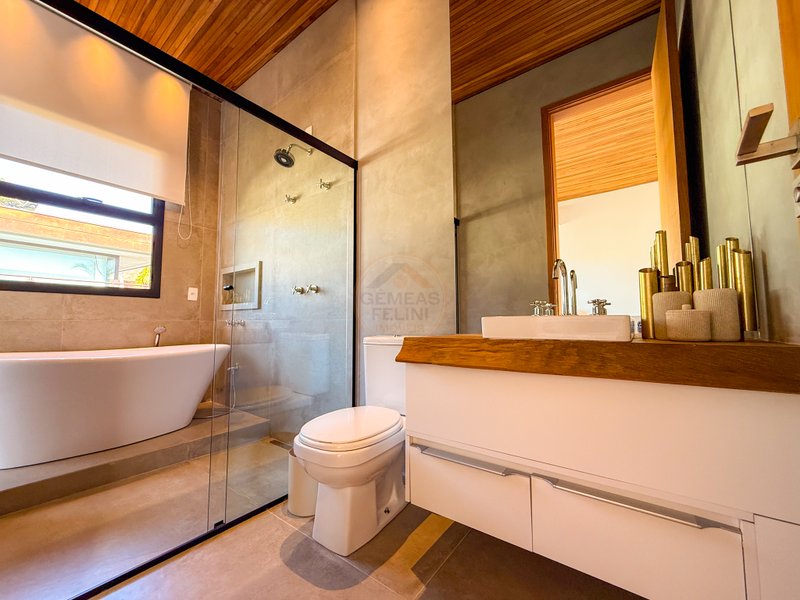 CASA PÉ NA AREIA NA PRAIA DA BALEIA TOWN HOUSE - À VENDA  São Sebastião - 