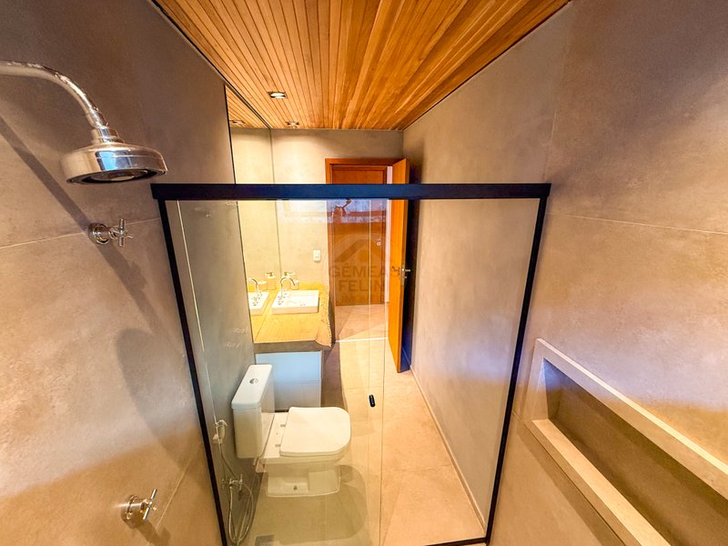 CASA PÉ NA AREIA NA PRAIA DA BALEIA TOWN HOUSE - À VENDA  São Sebastião - 