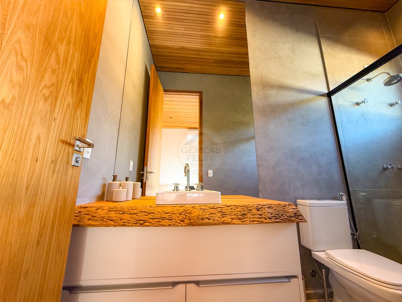 CASA PÉ NA AREIA NA PRAIA DA BALEIA TOWN HOUSE - À VENDA  São Sebastião - 