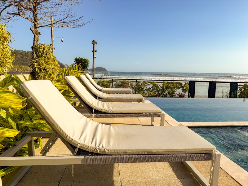 CASA PÉ NA AREIA NA PRAIA DA BALEIA TOWN HOUSE - À VENDA  São Sebastião - 