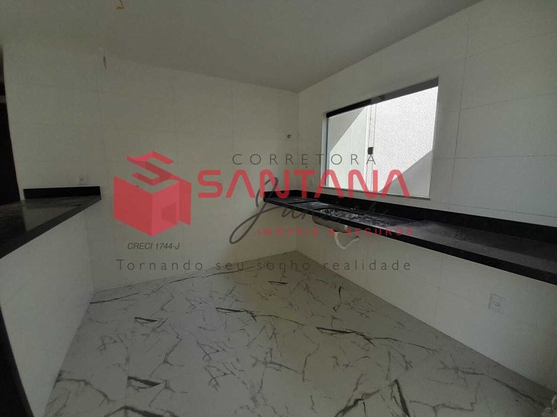 Casa em condomínio 4/4 sendo 3 suítes em Buraquinho  (INDISPONÍVEL) R. Jorge Amado  Lauro de Freitas - 