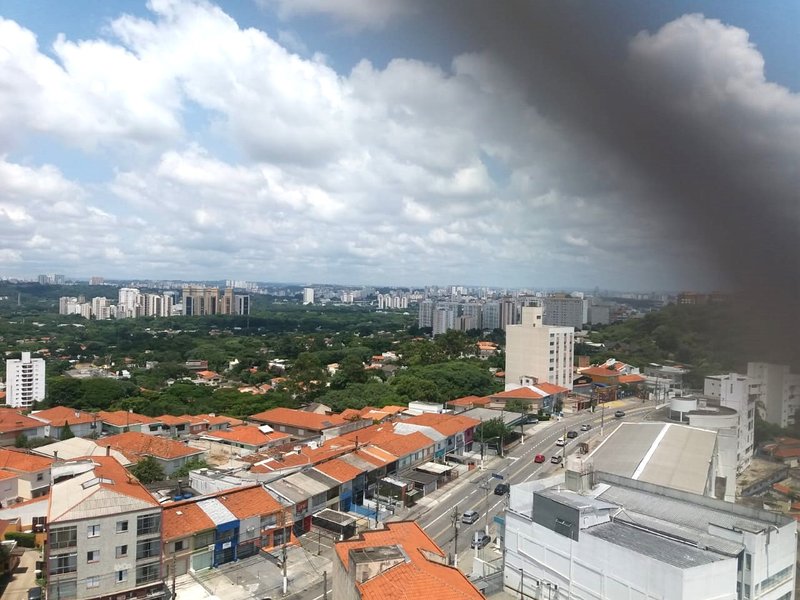 Vila Ipojuca - andar alto - varanda, ensolarado e linda vista Rua Tonelero São Paulo - 
