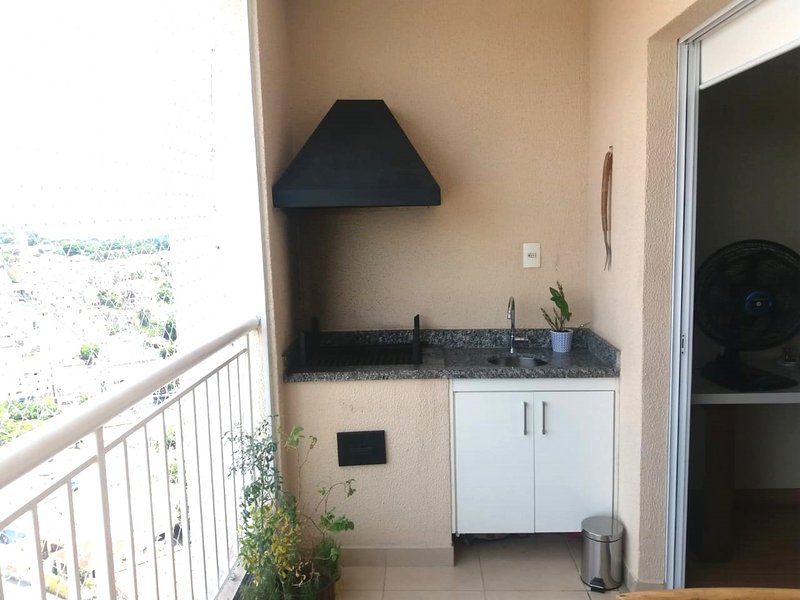 Vila Ipojuca - andar alto - varanda, ensolarado e linda vista Rua Tonelero São Paulo - 