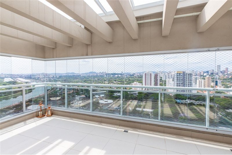 Cobertura Duplex em Pinheiros com 3 suítes 190m² Gilberto Sabino São Paulo - 