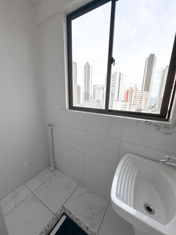 Apartamento para alugar com 1 quarto e 1 vaga, 48m² por R$ 2.200,00 Rua José Trajano Recife - 