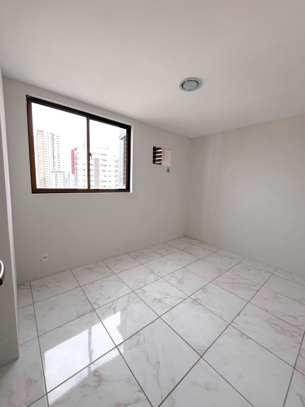 Apartamento para alugar com 1 quarto e 1 vaga, 48m² por R$ 2.200,00 Rua José Trajano Recife - 