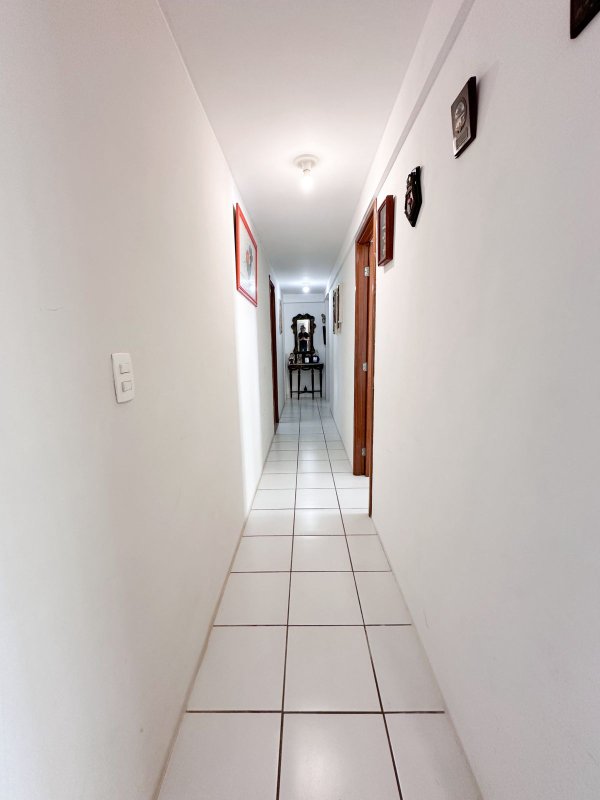 Apartamento novo à venda com 2 quartos, 155,25m² por R$ 1.250.000,00 Avenida Boa Viagem Recife - 