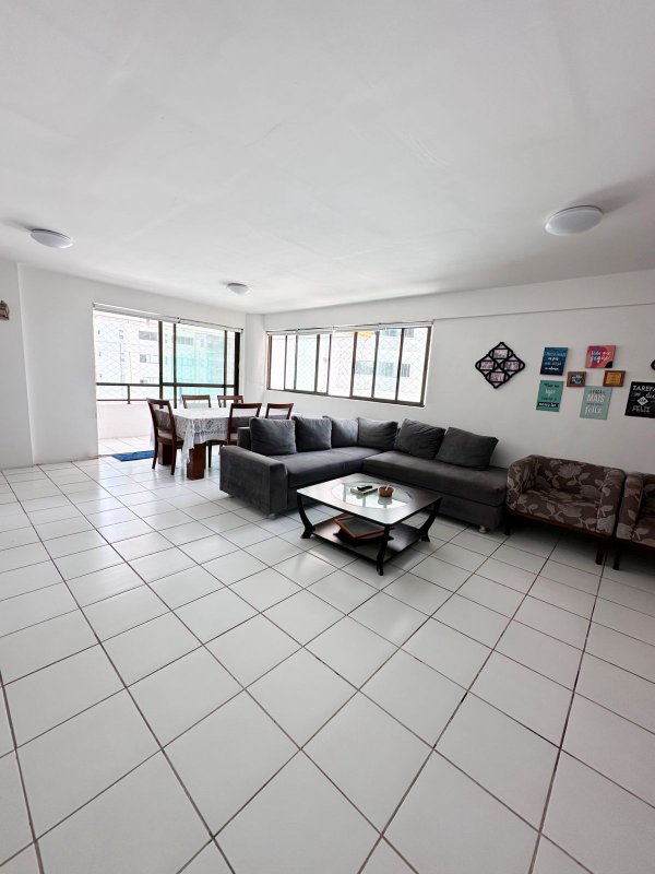Apartamento novo à venda com 2 quartos, 155,25m² por R$ 1.250.000,00 Avenida Boa Viagem Recife - 