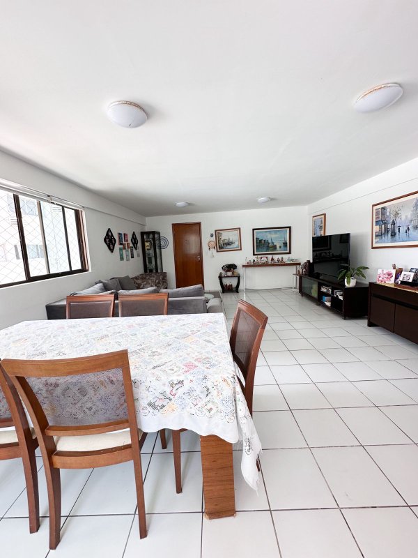 Apartamento novo à venda com 2 quartos, 155,25m² por R$ 1.250.000,00 Avenida Boa Viagem Recife - 
