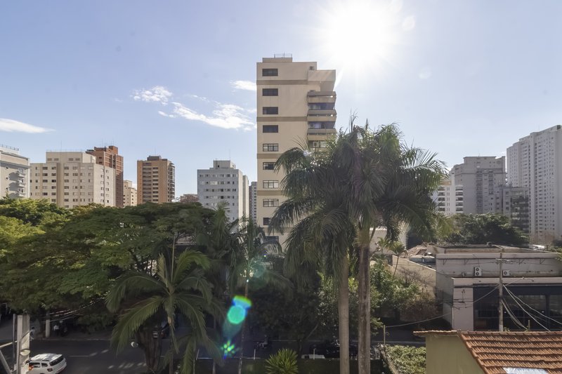Apartamento em Moema na Rua Canário com 196m² - Reformado R. Canário São Paulo - 