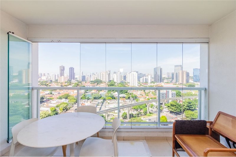 Apartamento no Brooklin com 67m² Castilho São Paulo - 