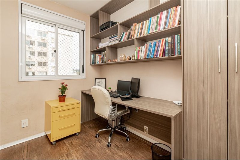 Apartamento de 3 dormitórios á 4 min da Av Baltazar De Oliveira Garcia Engenheiro Francisco Rodolfo Simch Porto Alegre - 