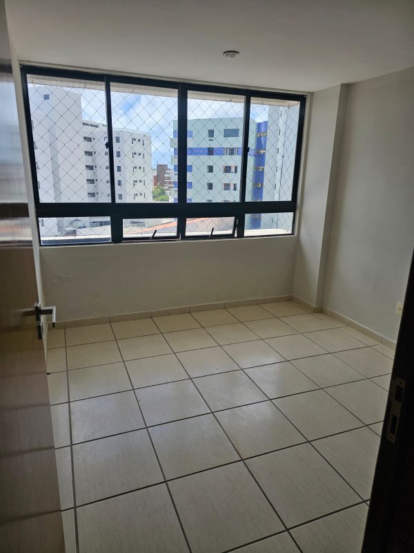 Apartamento em Tambau com 3 Quartos,2 suites, DCE, 2 Vagas de Garagem, 2 Varandas  João Pessoa - 
