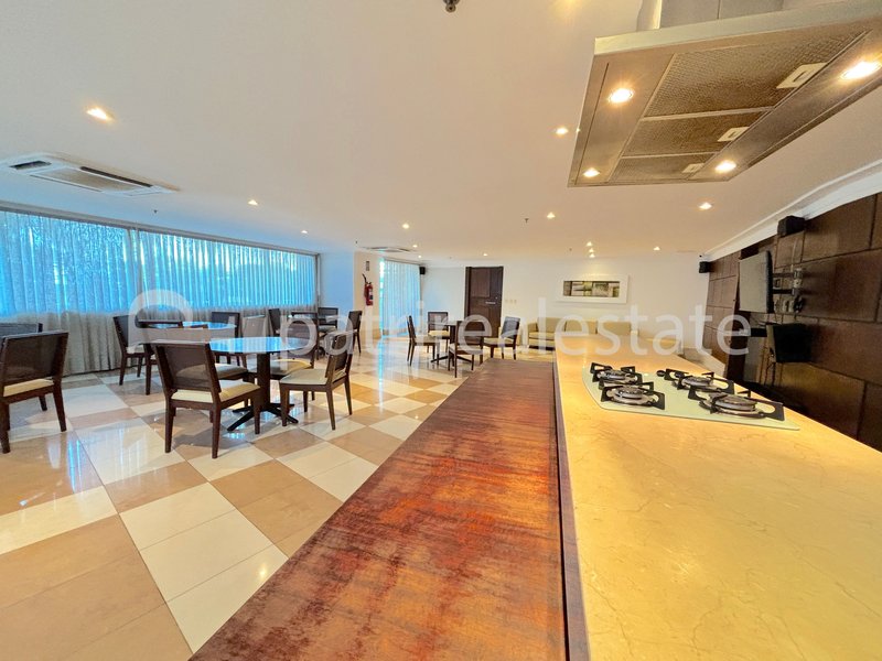 Apartamento 70 m² com 2 Quartos 2 wc 2 vagas. Semi-mobiliado. Meireles Fortaleza CE Avenida Historiador Raimundo Girão Fortaleza - 