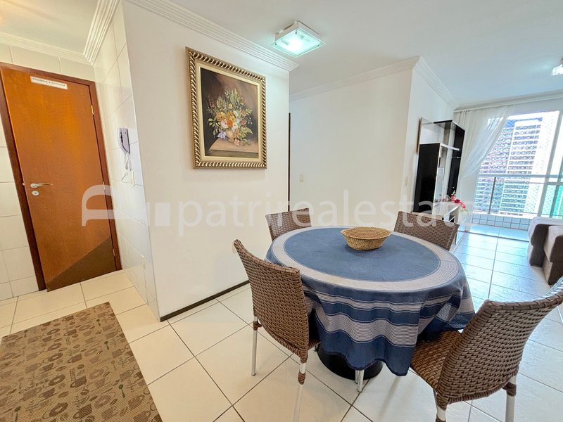 Apartamento 70 m² com 2 Quartos 2 wc 2 vagas. Semi-mobiliado. Meireles Fortaleza CE Avenida Historiador Raimundo Girão Fortaleza - 