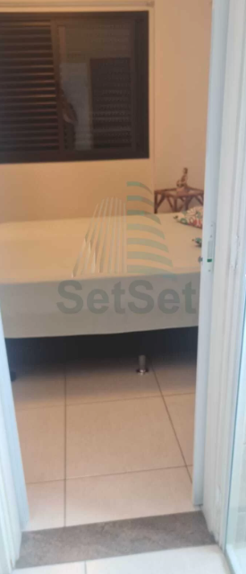 Apartamento para Locação  anual e temporada  de 2 dormitórios - Enseada - Guarujá/SP - Guarujá - 