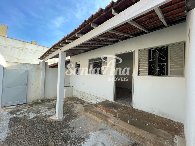 3 Casas de vila à venda | 223 m² | R$ 260.000 | Pauliceia | Piracicaba/SP - Piracicaba - Fachada