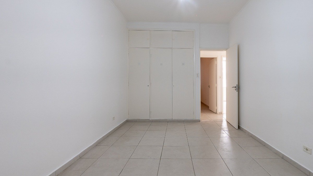 Apartamento à venda com 3 quartos, 117m² - Foto 26